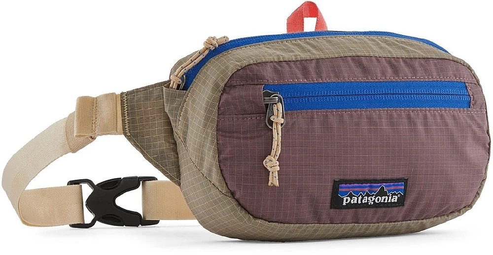 Patagonia Ultralight Black Hole Mini Hip Pack 1L 5 Patagonia Ultralight Black Hole Mini Hip Pack 1L - Image 3