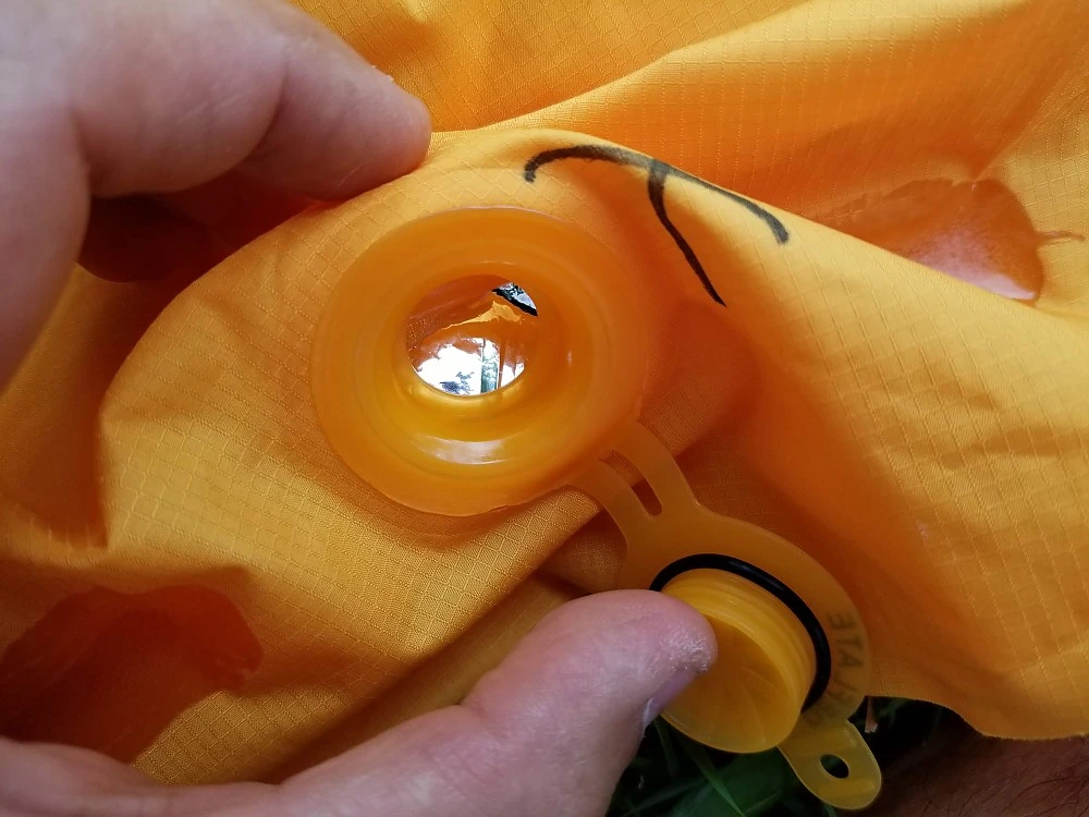 REI Flash All-Season Insulated Air Sleeping Pad 17 REI Flash All-Season Insulated Air Sleeping Pad - Image 15