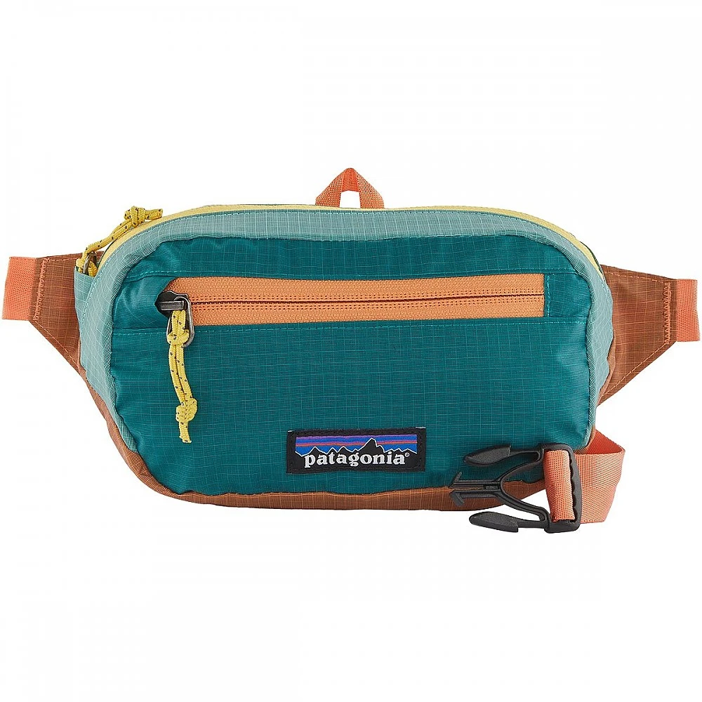 Patagonia Ultralight Black Hole Mini Hip Pack 1L 13 Patagonia Ultralight Black Hole Mini Hip Pack 1L - Image 11