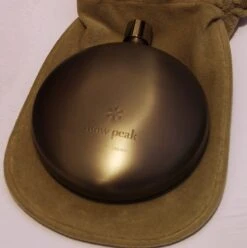 Snow Peak Titanium Curved Flask 29 Snow Peak Titanium Curved Flask -Outdoor Camping Sales IMGP1203