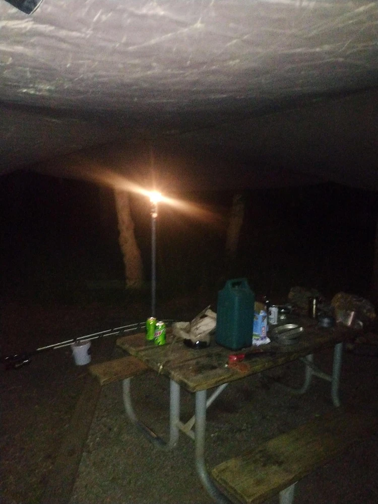 Coleman Premium Dual Fuel Lantern 3 Coleman Premium Dual Fuel Lantern - Image 2