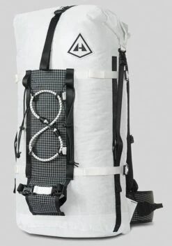 Hyperlite Mountain Gear 2400 Ice Pack -Outdoor Camping Sales image 2790