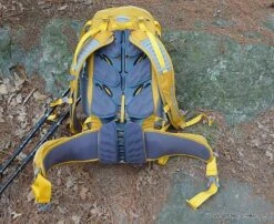 Sierra Designs Discovery 30 -Outdoor Camping Sales sd discovery 30 alt